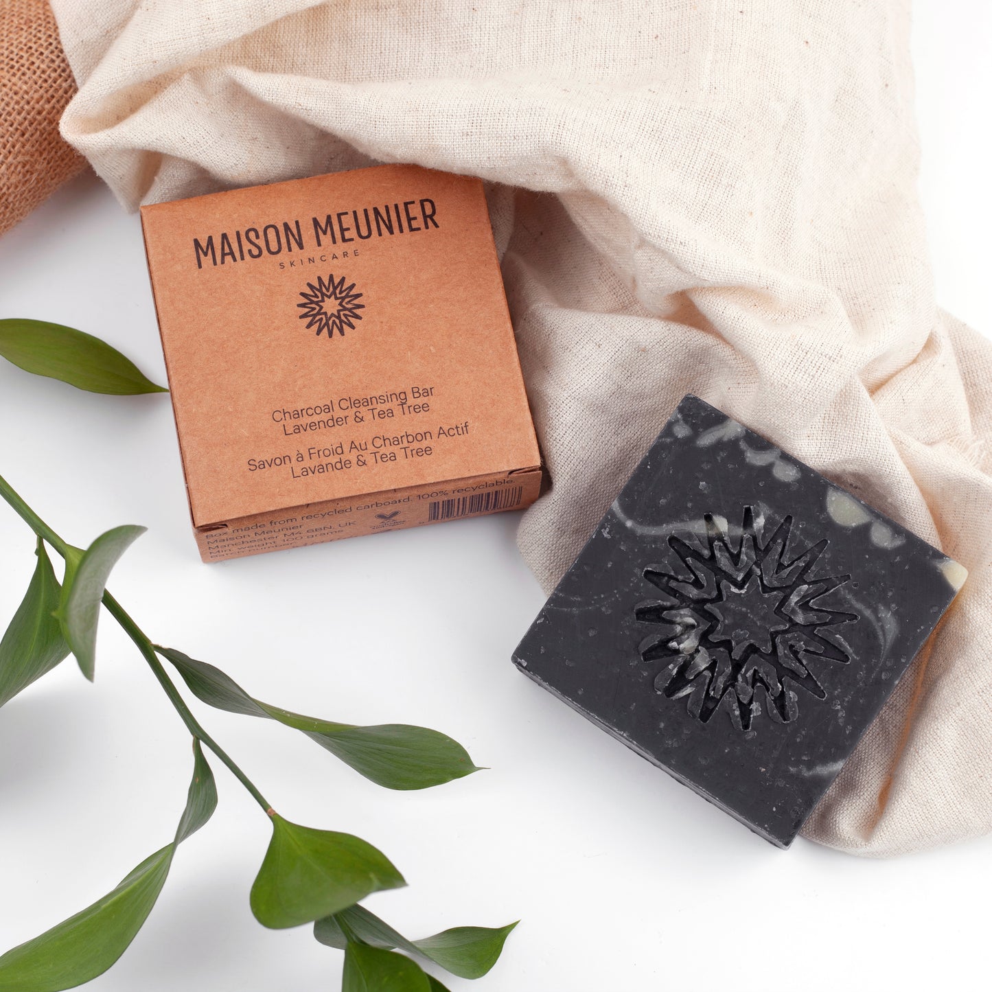 NATURAL CHARCOAL CLEANSING BAR - Lavender & Tea tree